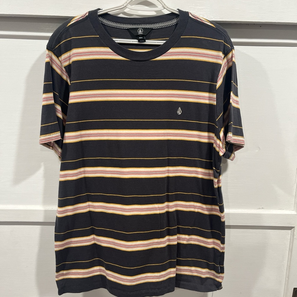 Volcom Black and Pink Short Sleeve Tee